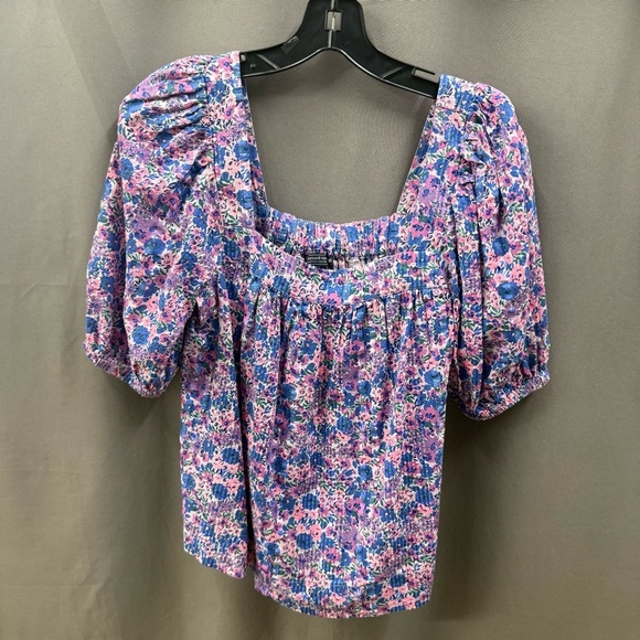Vineyard Vines Tops - Vineyard Vines Size XS Floral Puff Sleeve Blouse - Blue and Pink